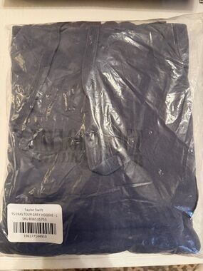 Taylor Swift New in Package ERA TOUR Grey Pullover Hoodie Large